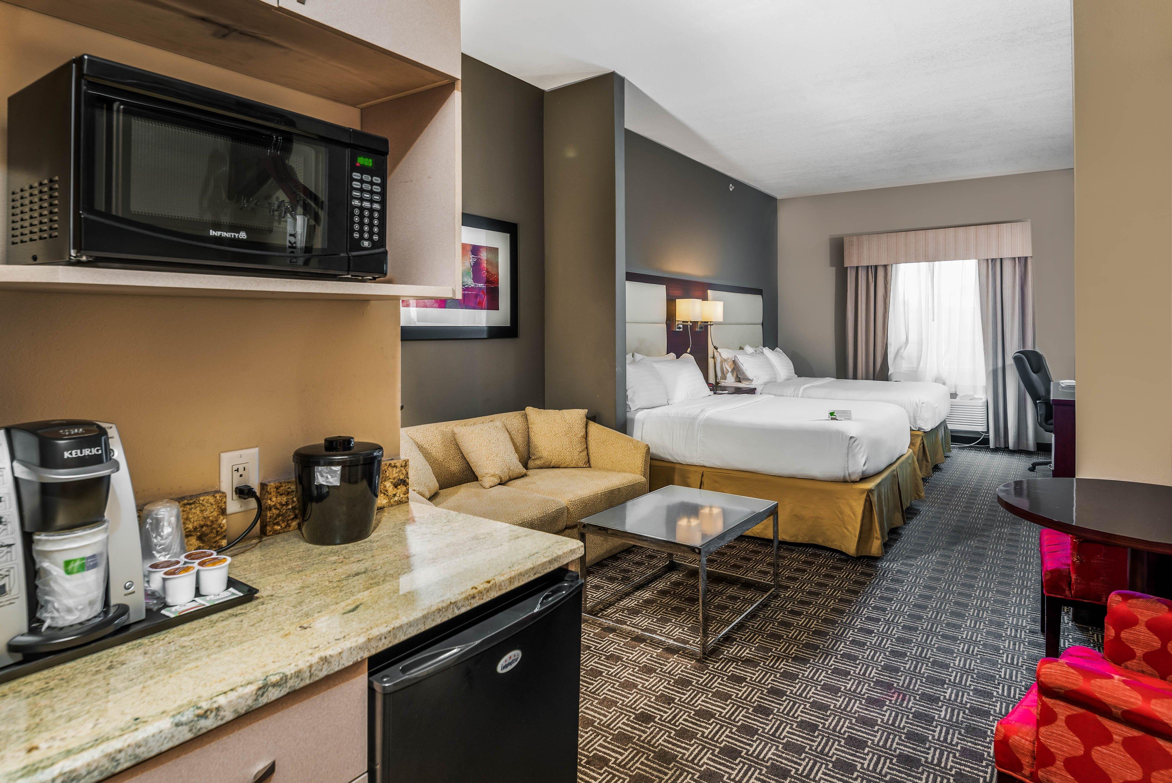 Holiday Inn Express & Suites Lantana By Ihg Exterior foto